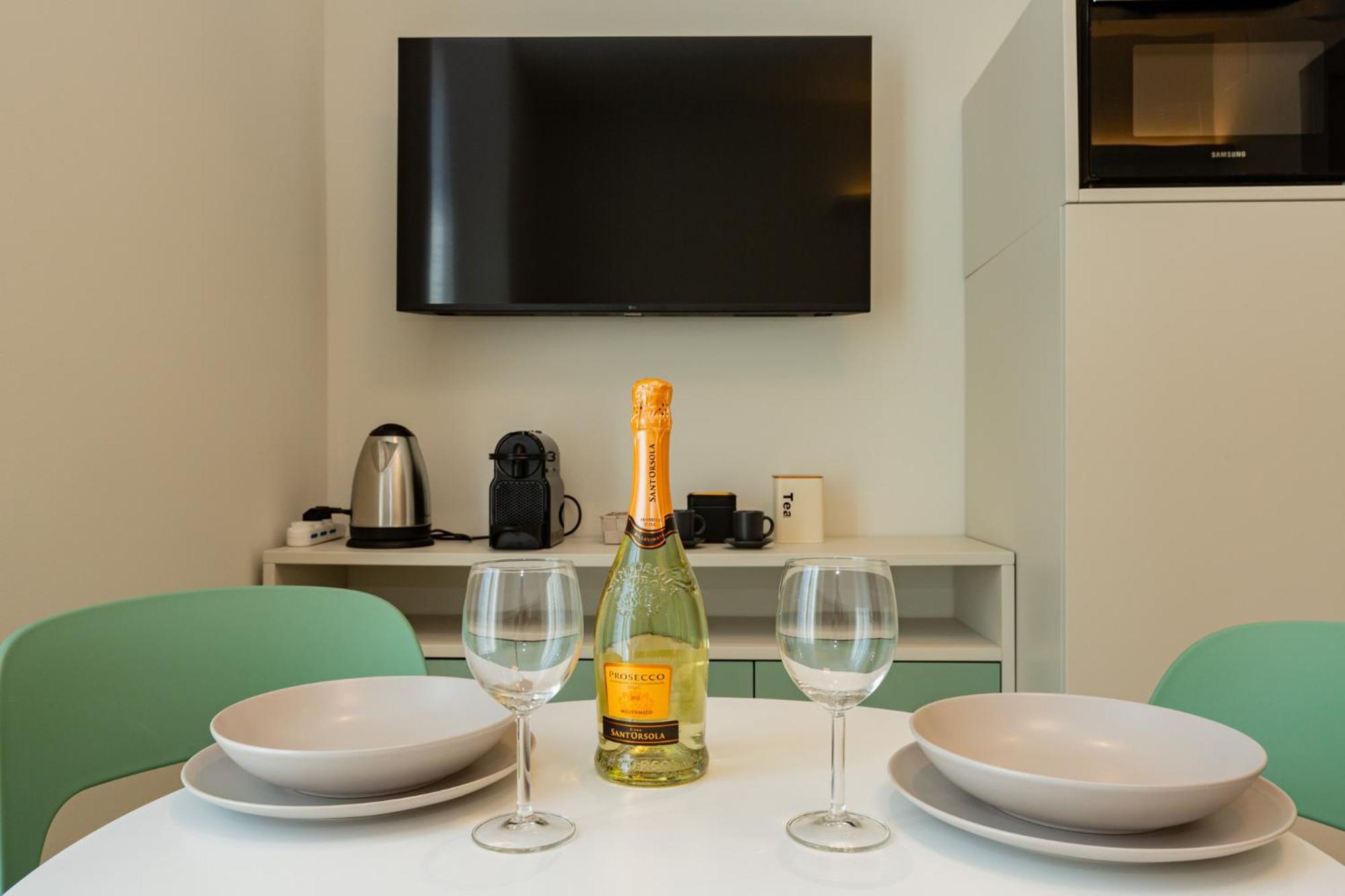 شقة Abruzzi64 Milan Cozy Nest المظهر الخارجي الصورة